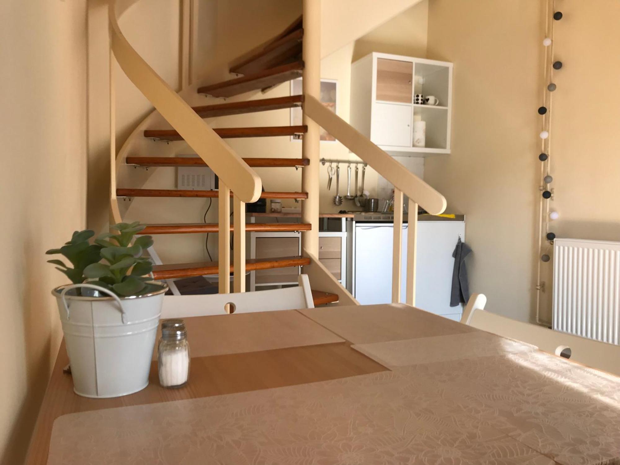 Black & White Apartments - White Еґер Екстер'єр фото