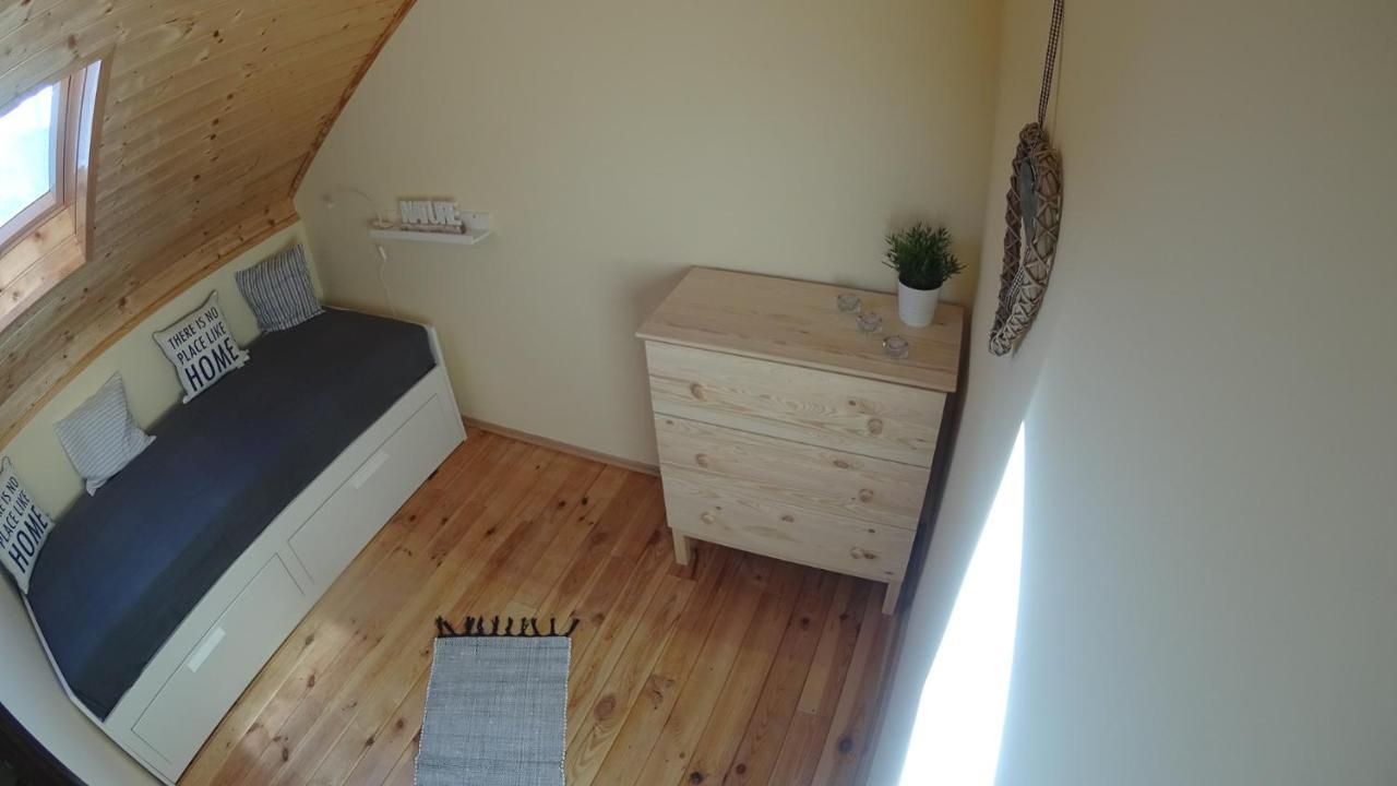 Black & White Apartments - White Еґер Екстер'єр фото